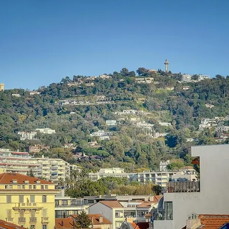 Immogroom- Spacious- Large Terrace - Bright - Ac- Center- Congressbeaches * Cannes
